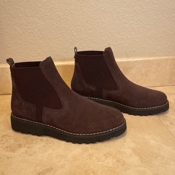 Donald Pliner Women’s 7 Brown Suede Chelsea Boots | New Without Box - Picture 8 of 10